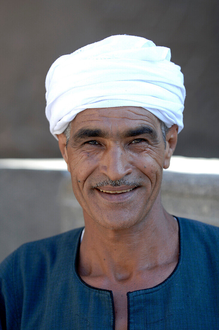 Egypt, Luxor, portrait of smiling man
