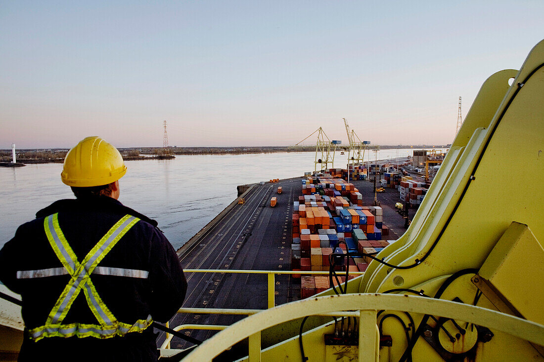 Worker on a crane, Montréal Harbour