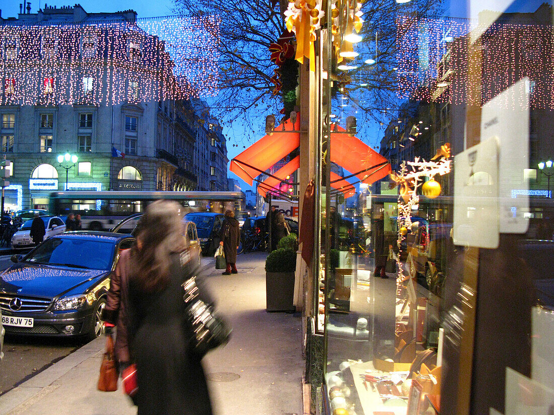 France, Paris, Christmas decorations in faubourg Saint-Honoré street