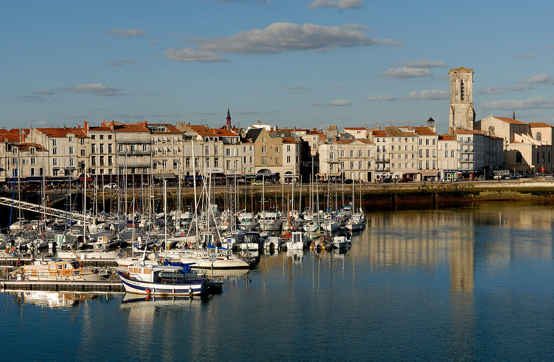 France, Poitou-Charentes, Charente-Maritime, La Rochelle, harbour