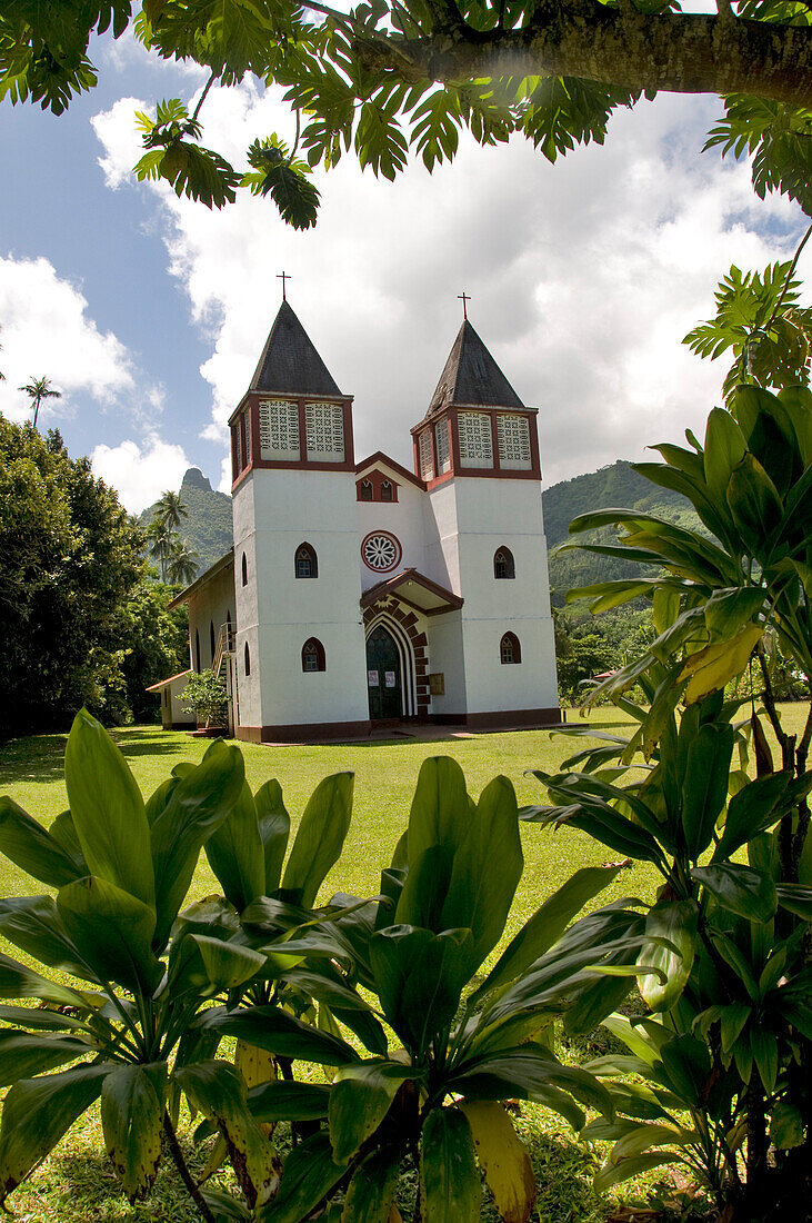 French Polynesia, Southern Pacific Ocean, Archipelago of Society Islands, Islands in the Windward, Moorea, catholic church