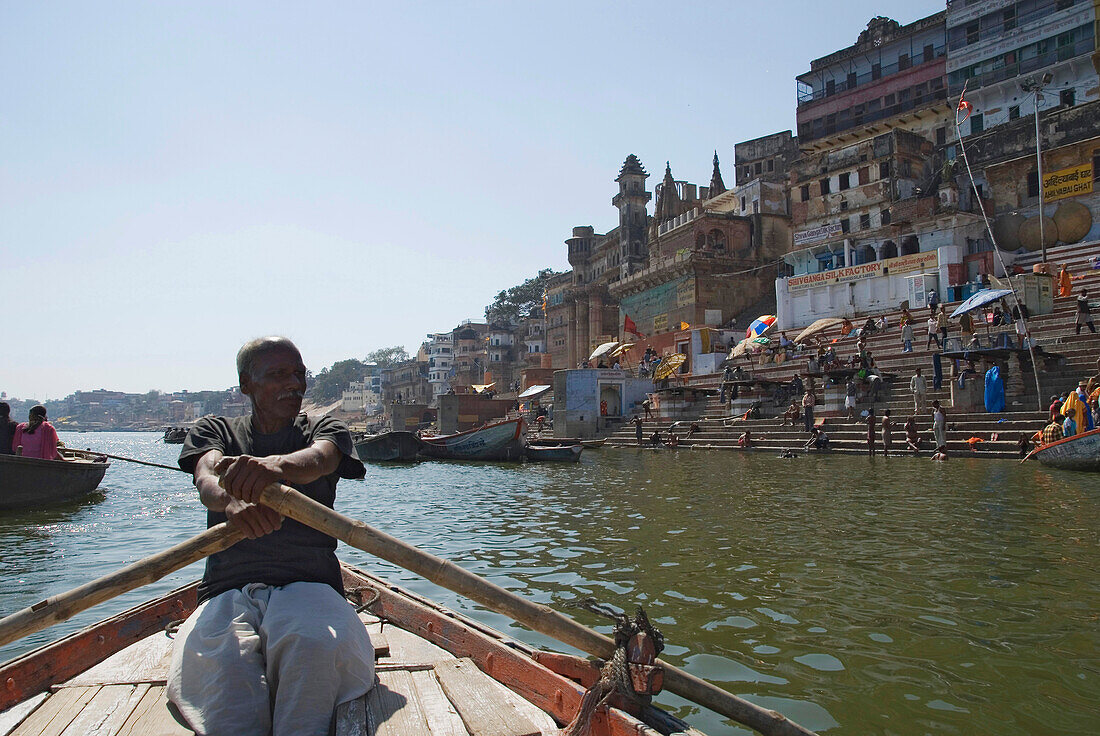 India, Uttar Pradesh, Varanasi (Benares), taxi boat on river Ganges
