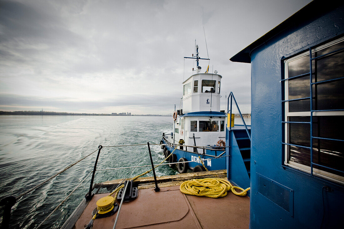 Canada, Québec, Montreal harbour