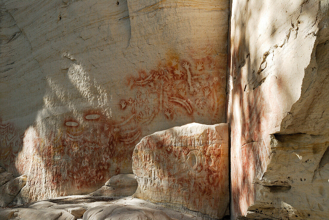 Australia, Queensland, Carnarvon National Park, Art Gallery, aboriginal rock art