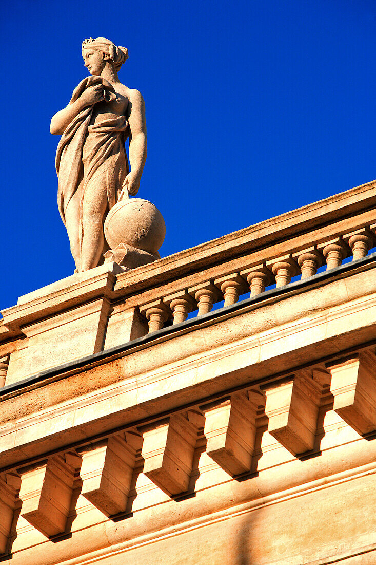 France, Gironde (33) Bordeaux, Grand Theatre statue