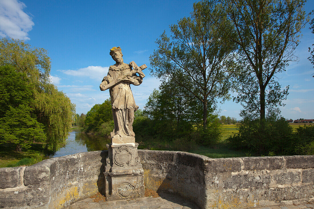 Statue of St. Nepomuk, bridge crossing the Altmühl river, Ornbau, Altmühl valley, Franconia, Bavaria, Germany, Europe