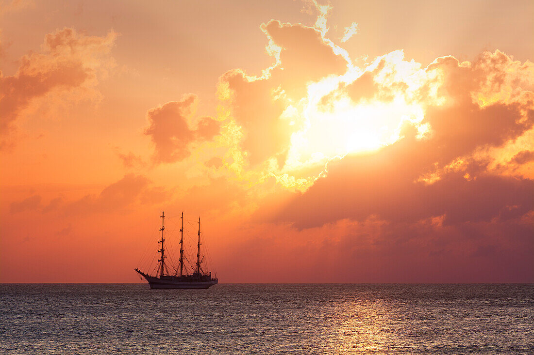 Tall ship „Sedov“ anchoring at Binz seaside resort at sunrise, Ruegen island, Baltic Sea, Mecklenburg-West Pomerania, Germany