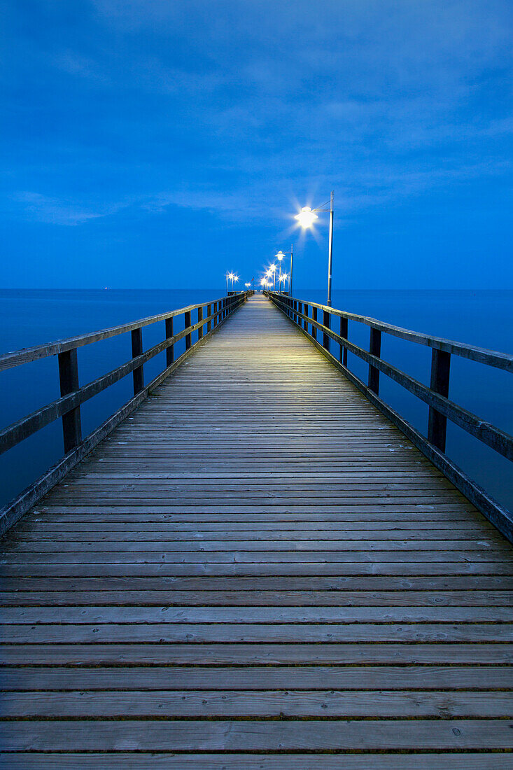 Pier in the evening, Bansin seaside resort, Usedom island, Baltic Sea, Mecklenburg-West Pomerania, Germany