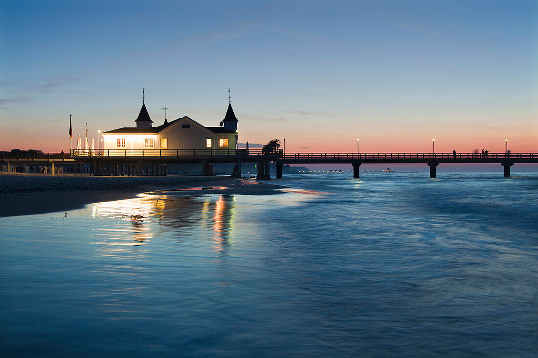Pier in the evening, Ahlbeck seaside resort, Usedom island, Baltic Sea, Mecklenburg-West Pomerania, Germany, Europe