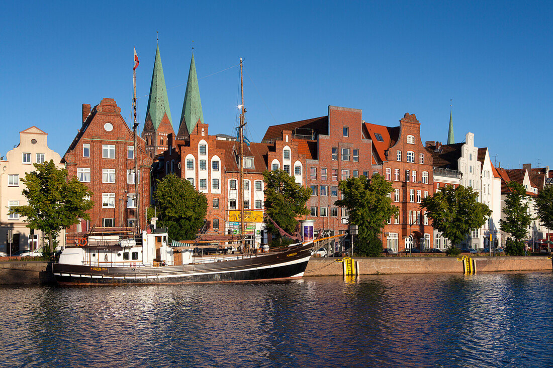 Houses with stepped gables at Holsten harbour, Hanseatic city of Luebeck, Baltic Sea, Schleswig-Holstein, Germany