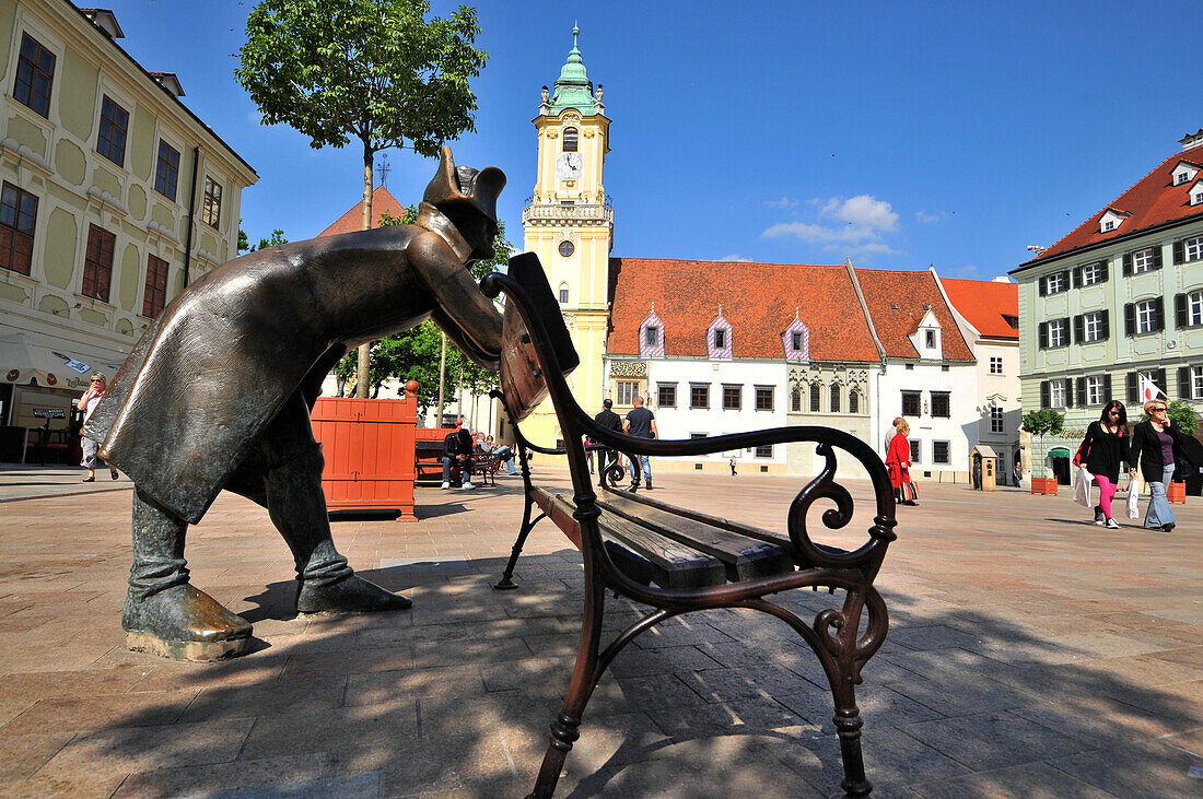 Marktplatz mit Rathaus in der Altstadt, Bratislava, Slowakei, Europa