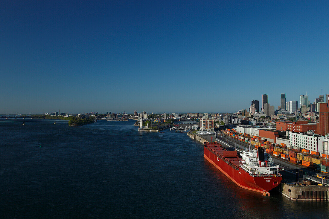 Blick auf den Alten Hafen von Montreal, Quebec, Kanada