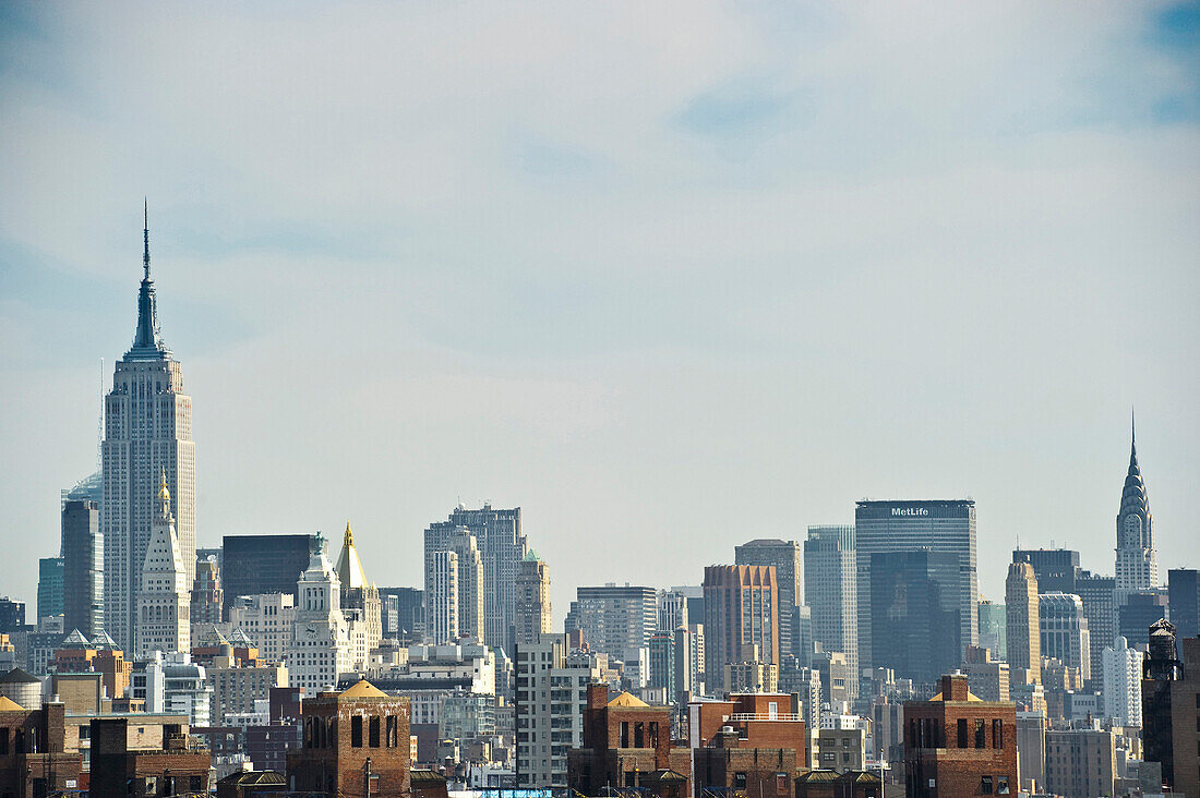 skyline of  Manhattan, New York, USA