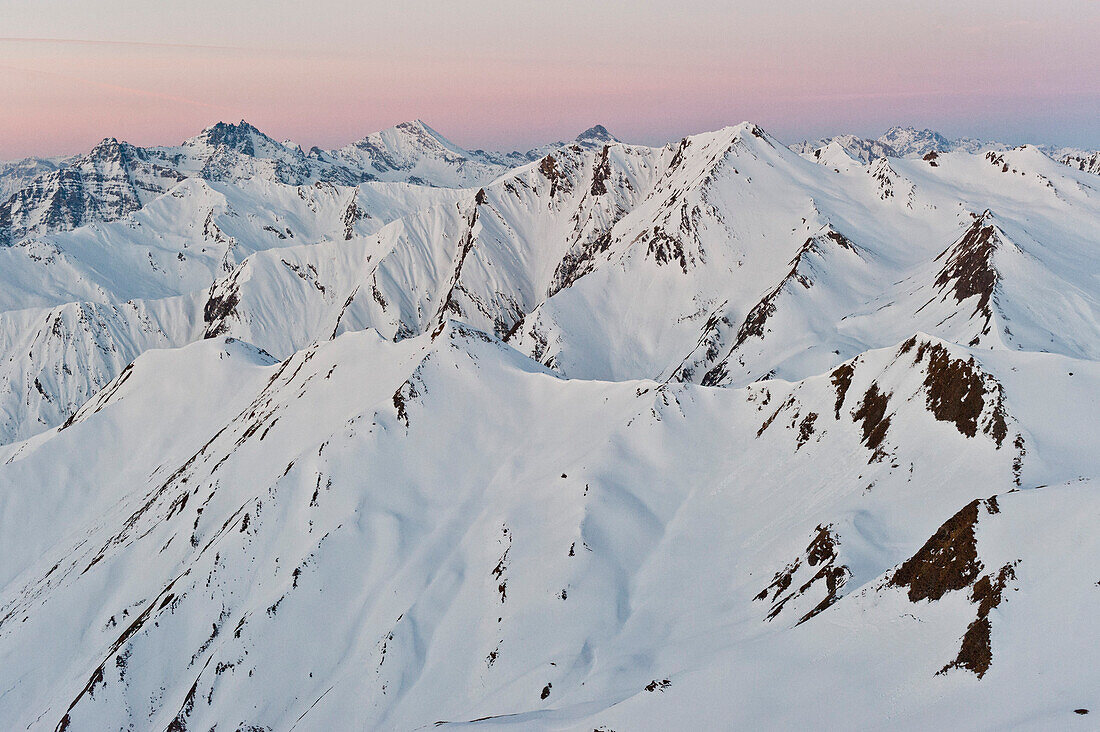 Schneebedeckte Berge, Serfaus, Tirol, Österreich, Europa