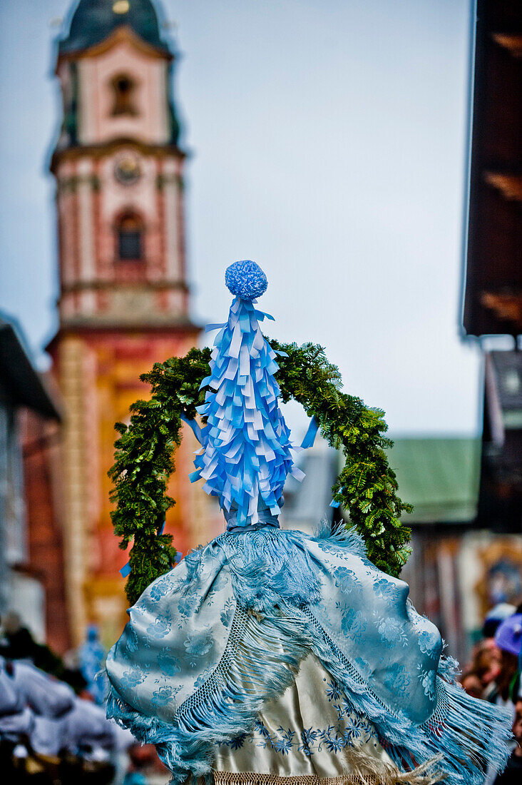 Schellenrührer beim Fasching, Mittenwald, Bayern, Deutschland, Europa