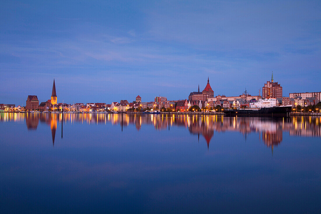 View over Warnow river to the Old Town and St Mary´s church in the evening, Rostock, Baltic Sea, Mecklenburg Western-Pomerania, Germany, Europe