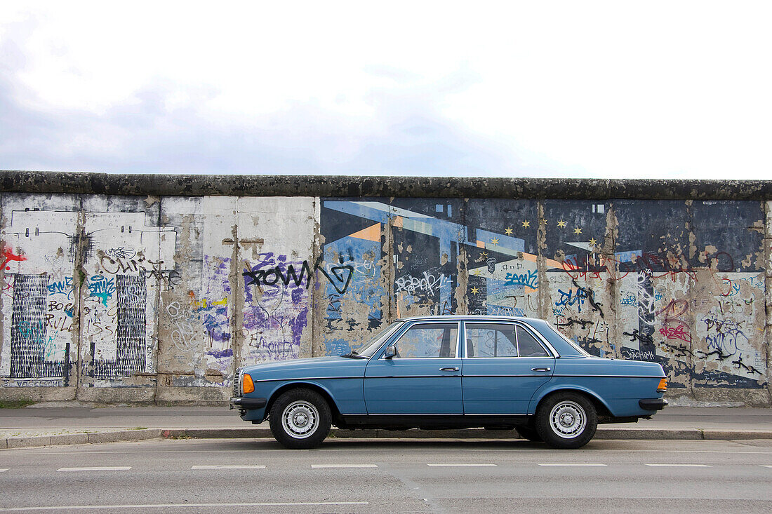 Germany, Berlin, Friedrichshain, East Side Gallery, Mercedes