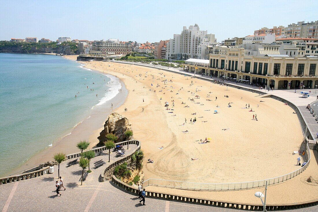 France, Pyrénées Atlantique, Biarritz, Casino beach in Biarritz