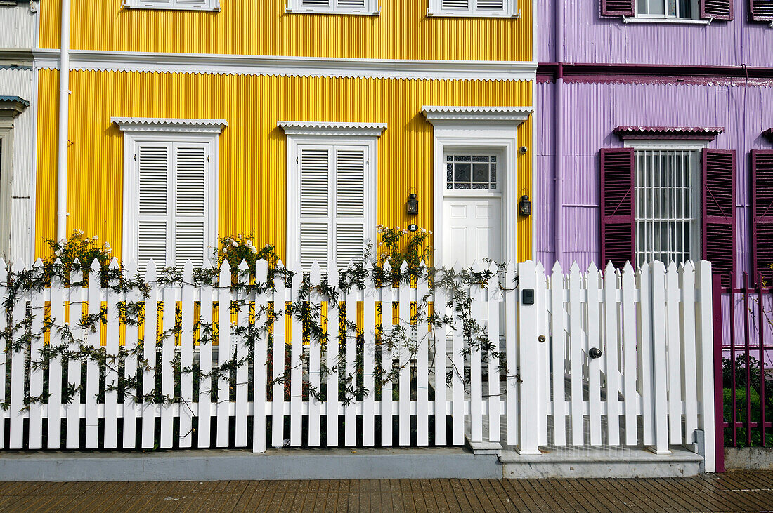 Chile, Valparaiso, colored house facades