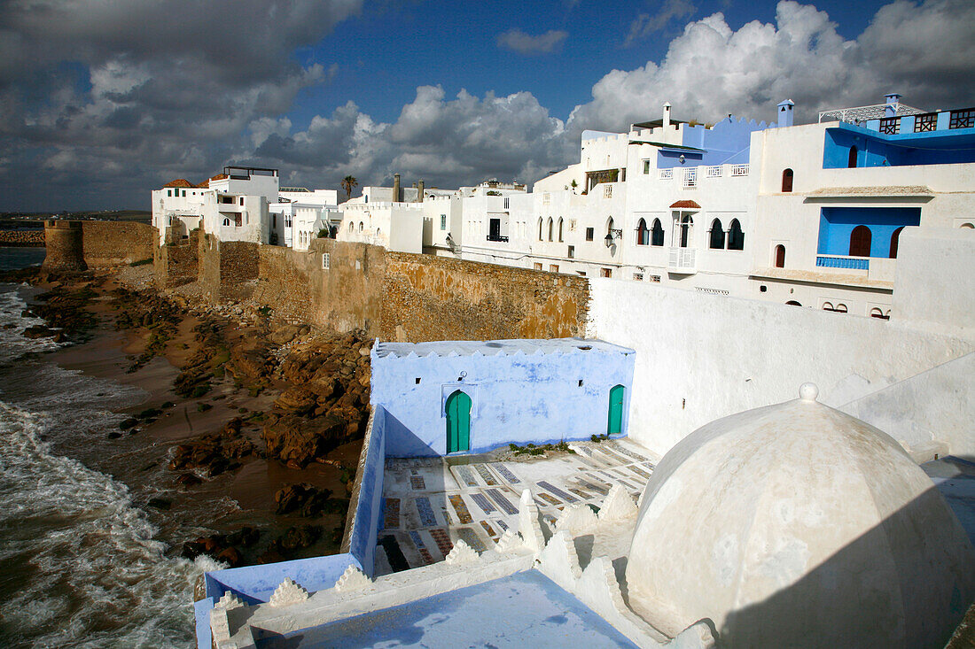 Africa, Maghreb, North africa,Morocco, Asilah (region of Tangier - Tetouan), medina and portuguese walls, marine cemetery and marabout in first ground