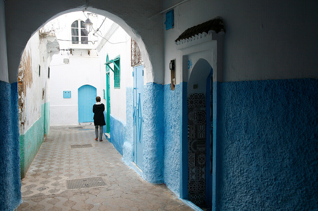 Africa, Maghreb, North africa,Morocco, Asilah (region of Tangier-Tetouan), alleyway in medina