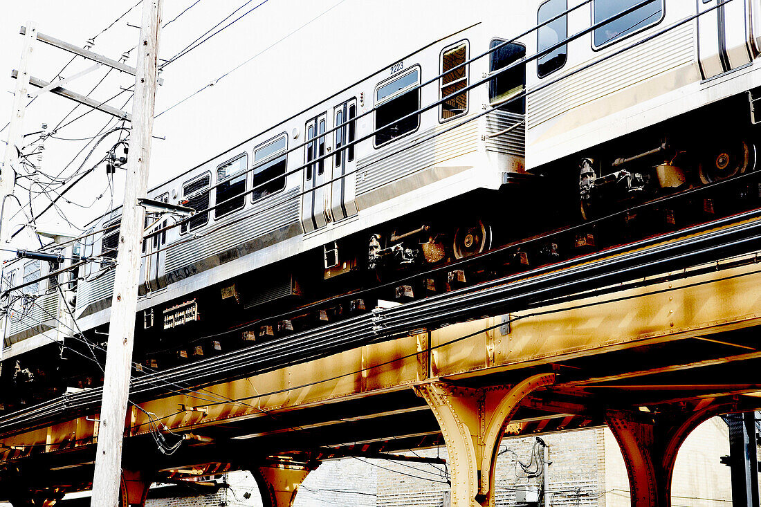 Elevated Train, Chicago, Illinois, USA