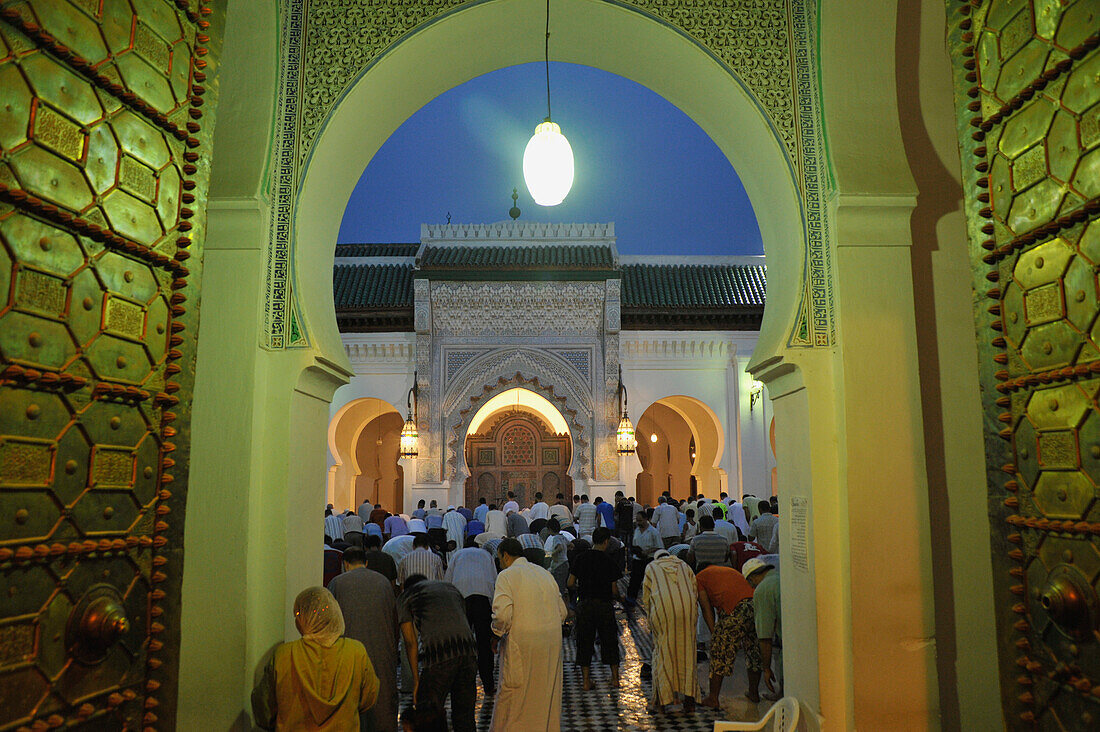 University of Al Qaraouine or Al Qarawiyyin, Kairouaine mosque, oldest continuously operating academic degree grantine university in the world, Fes, Morocco, Africa