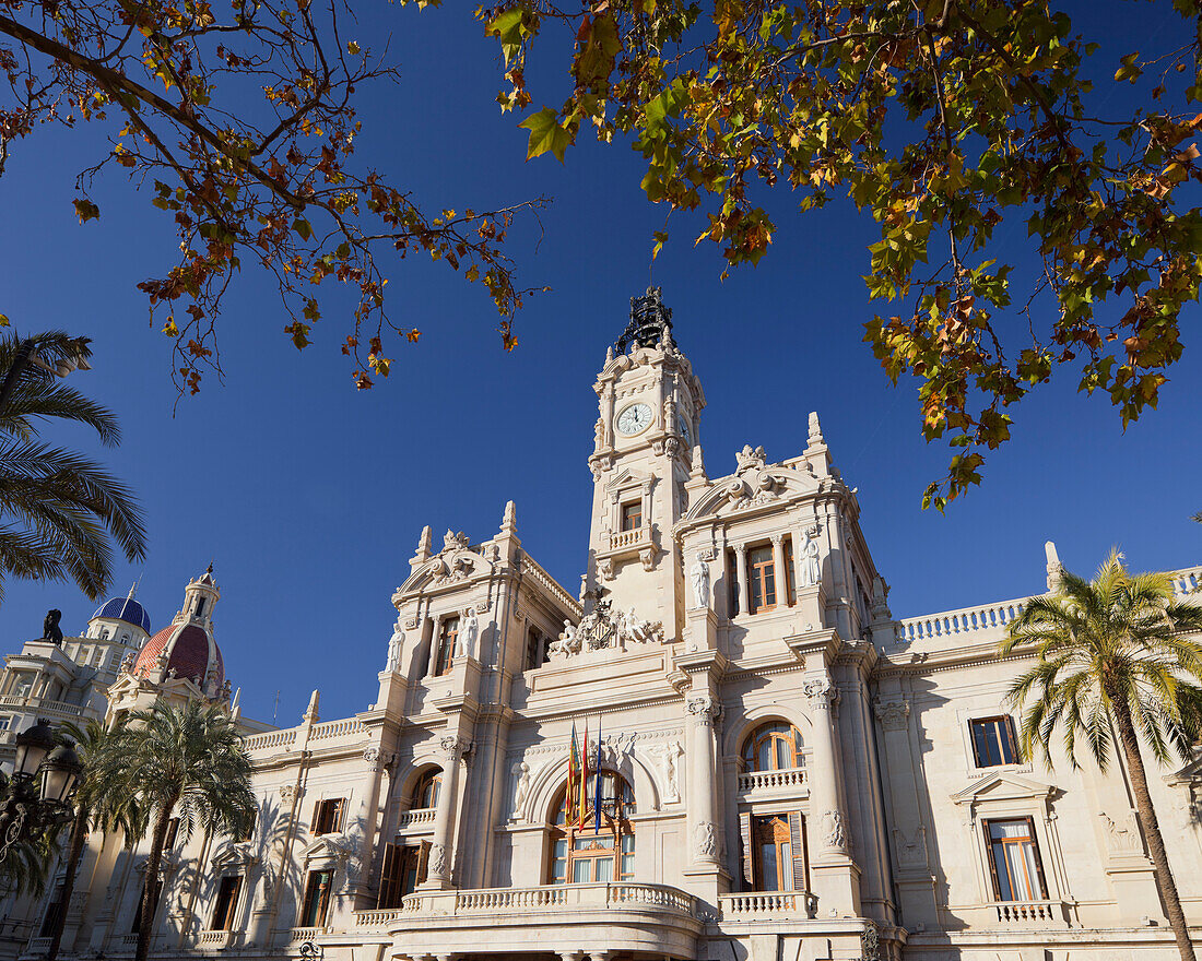 Town hall in the sunlight, Place de l'Ajuntament, Valencia, Spain, Europe