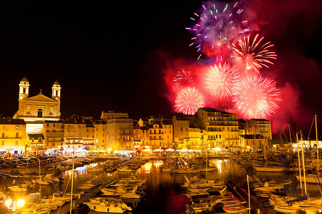 Feuerwerk im Hafen, Französische Nationalfeiertag, Korsika, Frankreich