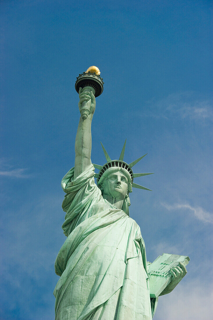 Vorderansicht der Freiheitsstatue, Liberty Island, New York City, New York, USA, Amerika