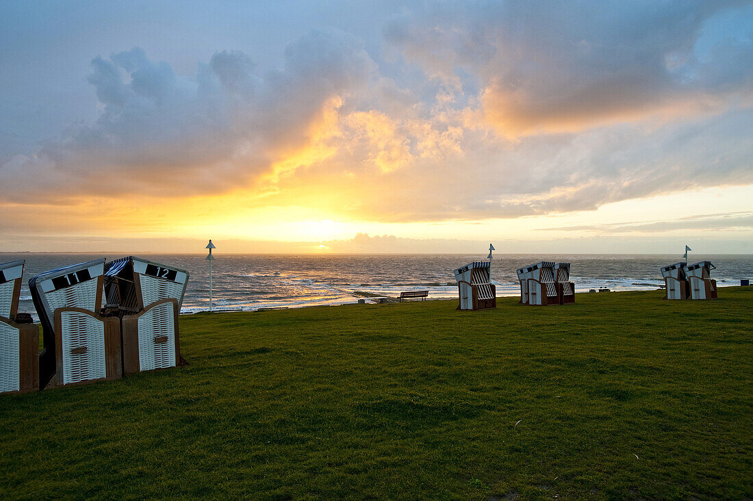 Sonnenuntergang über der Nordsee, Norderney, Ostfriesischen Inseln, Niedersachsen, Deutschland