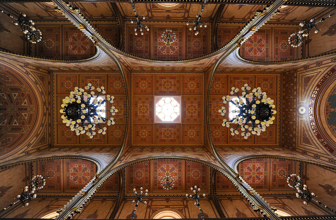 Innenansicht der Synagoge, Budapest, Ungarn, Europa