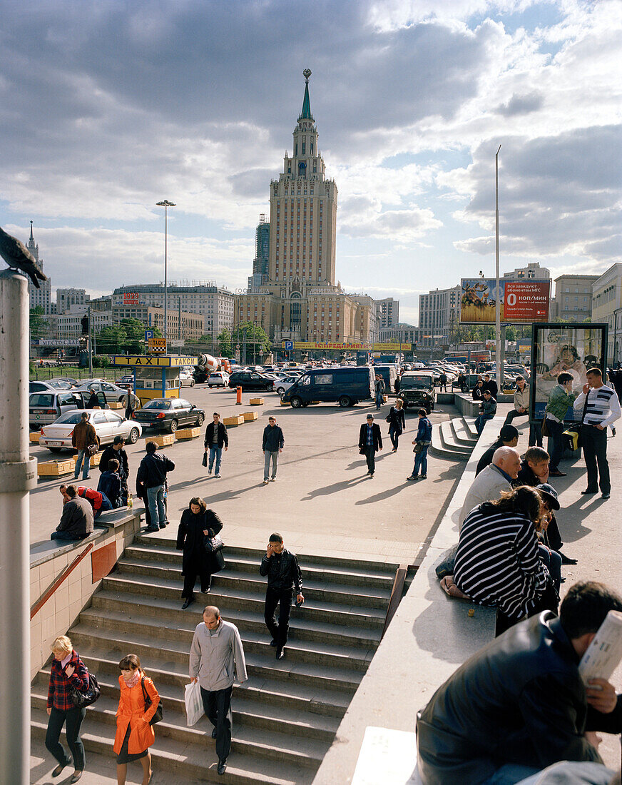 Stairs at Komsomolskaya Square or Three Station Square, Leningrad Station in the middle, Moscow, Russia, Europe