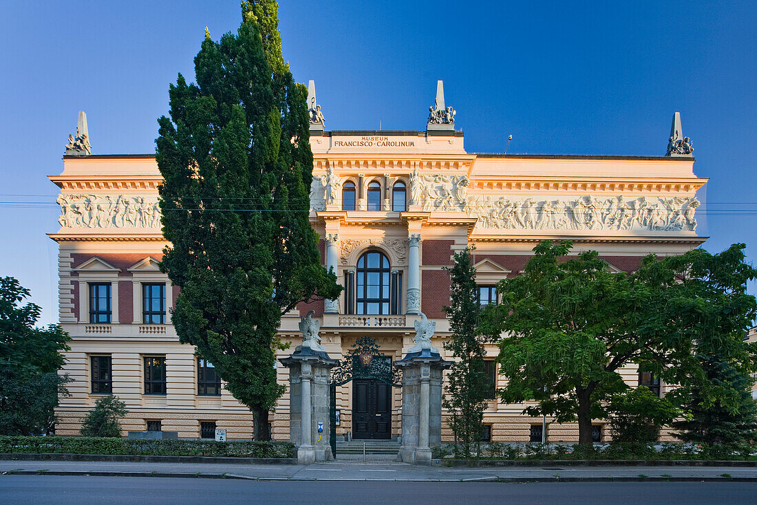 Francisco Carolinum, Landesgalerie under blue sky, Linz, Upper Austria, Austria, Europe