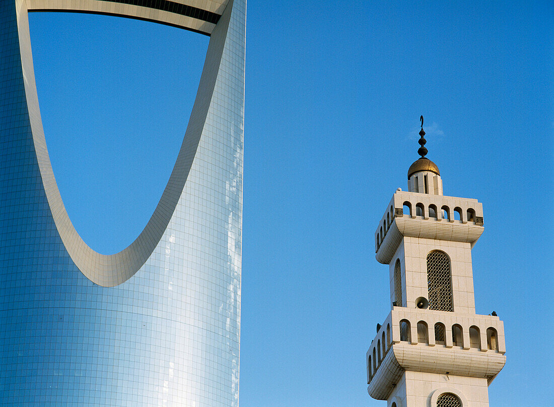 Minaret from mosque in front of the Kingdom Centre, Riyadh, Saudi Arabia