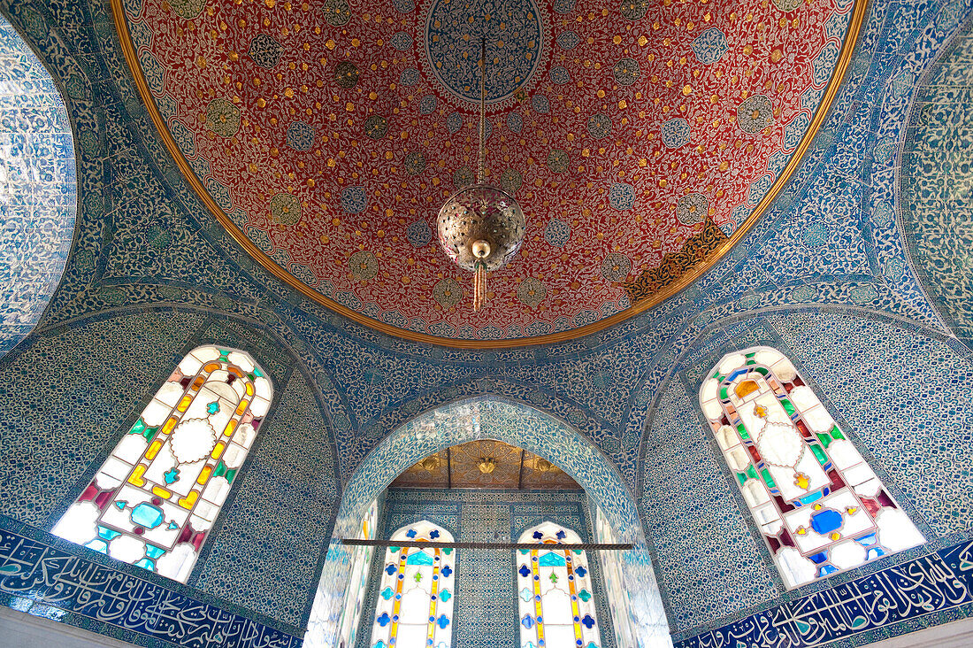Detail of domed ceiling of the Tokapi Palace, Istanbul, Turkey.