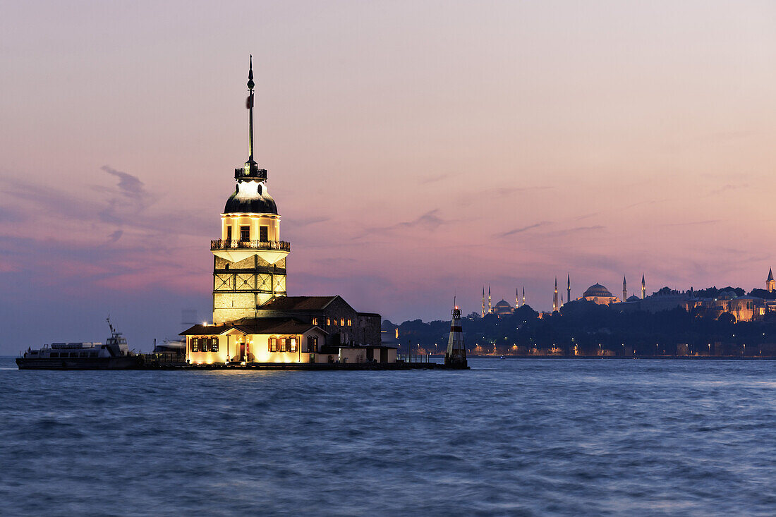 Kis Kulesi tower at sunset, Istanbul, Turkey, Europe