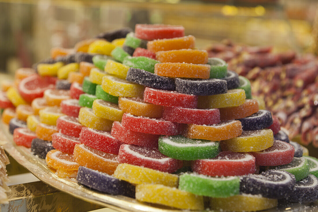 Misir Carsisi, sweets at egyptian bazaar, Istanbul, Turkey, Europe