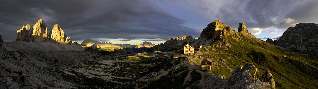 Three Peaks, Sexten Dolomites, UNESCO World Nature Site, Dolomites, South Tyrol, Trentino-Alto Adige, Italy