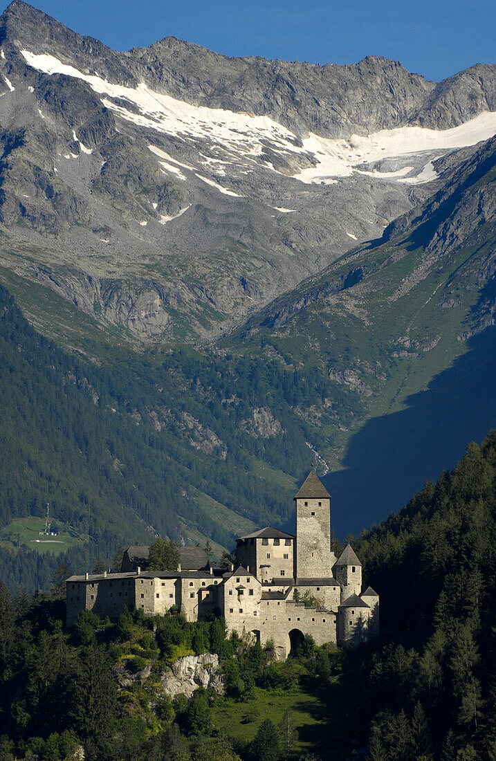 Schloss, Tauferer Ahrntal, Valle Aurina, Sand in Taufers, Pustertal,  Zillertaler Alpen, Südtirol, Trentino-Alto Adige, Italien