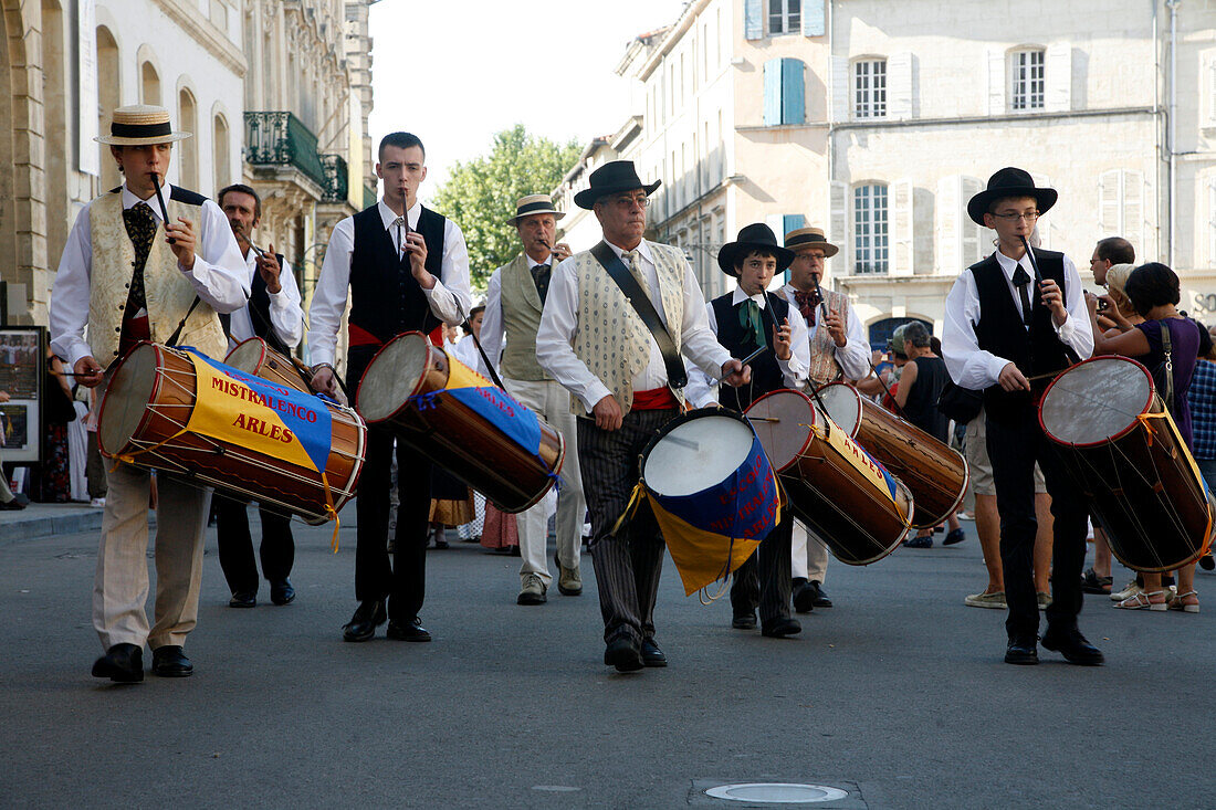 France, Provence Alpes Cote D'Azur, Bouches du Rhône (13), Arles, Republique square, Costume festivity