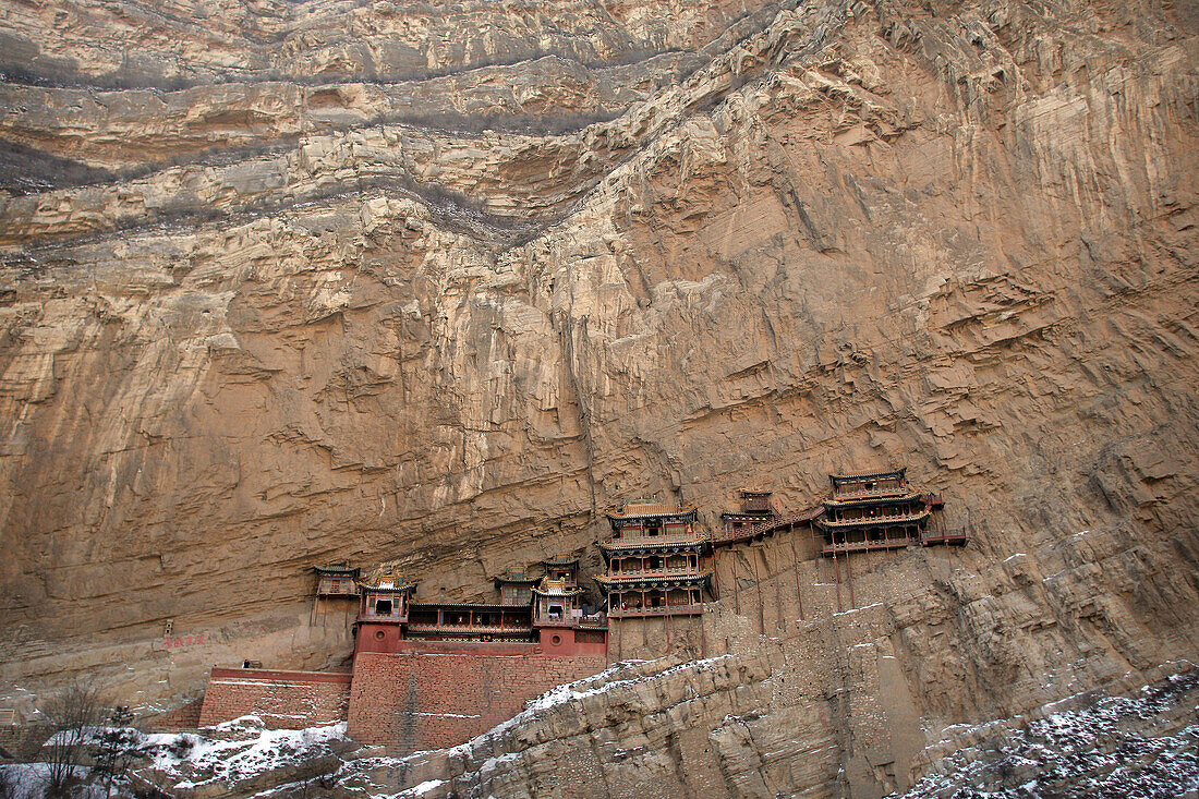 The Hanging Monastery, built on stilts on the side of a cliff is a Buddhist monastery, Northern Mountain, Heng Shan, Hunyuan, Shanxi, China