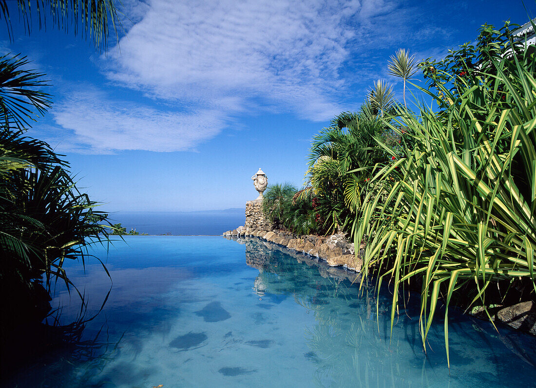Infinity pool, Costa Rica