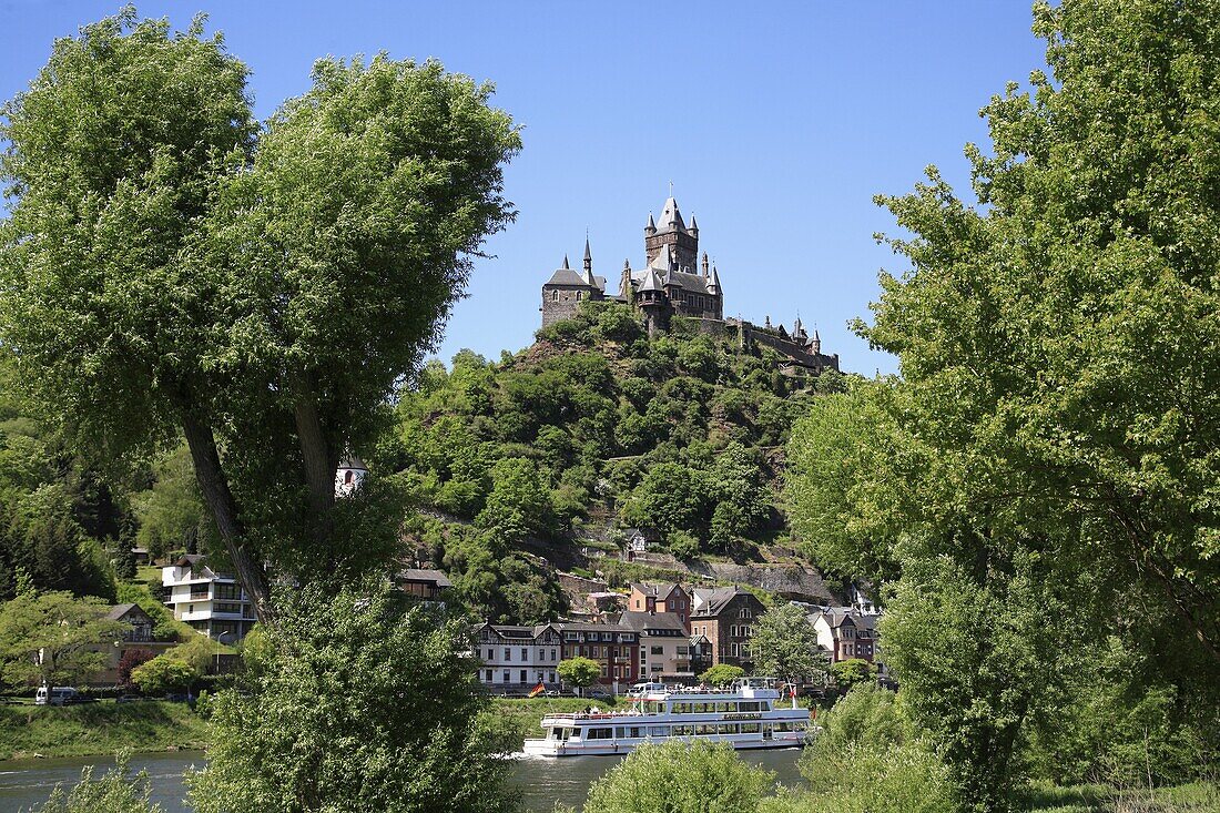 Germany, Rhineland-Palatinate, Cochem, Castle, Moselle River