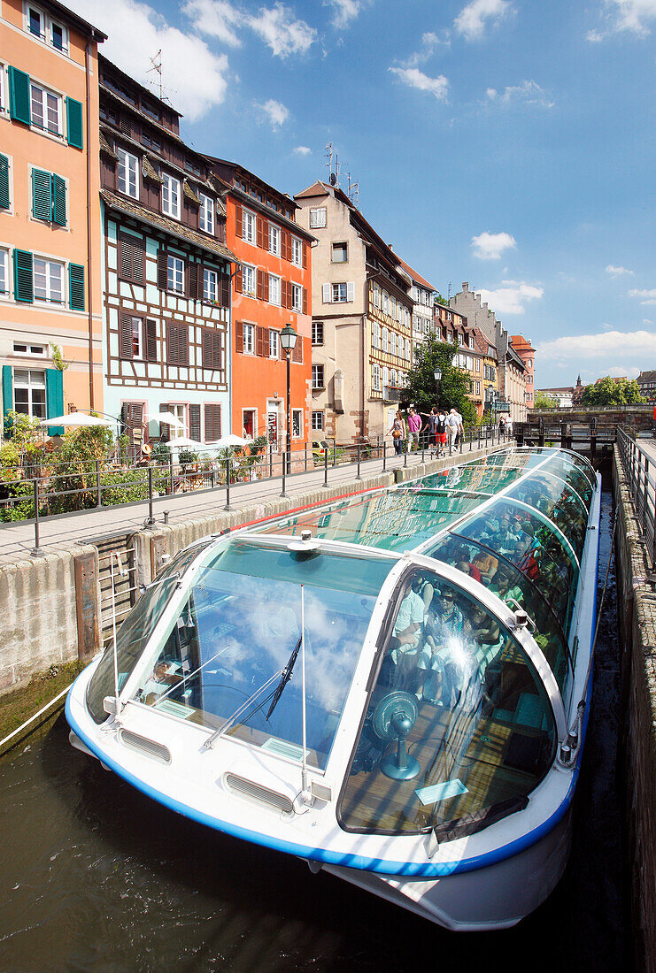 France, Alsace, Bas-Rhin, Strasbourg, Petite France district, excursion boat