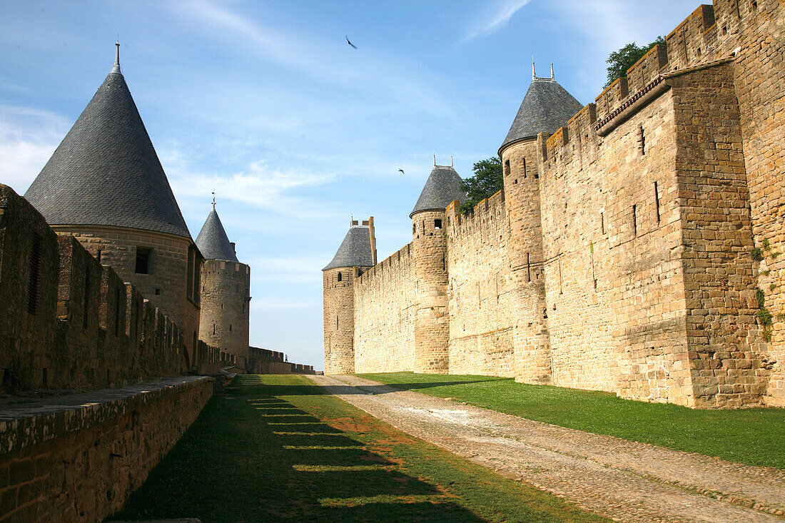 France, Languedoc-Roussillon, Aude, Carcassonne, medieval city (Unesco world heritage) , remparts