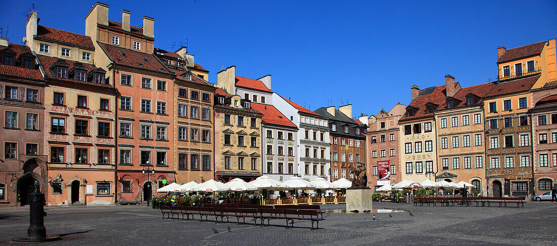 Poland, Warsaw, Old Town Square, Rynek Starego Miasta