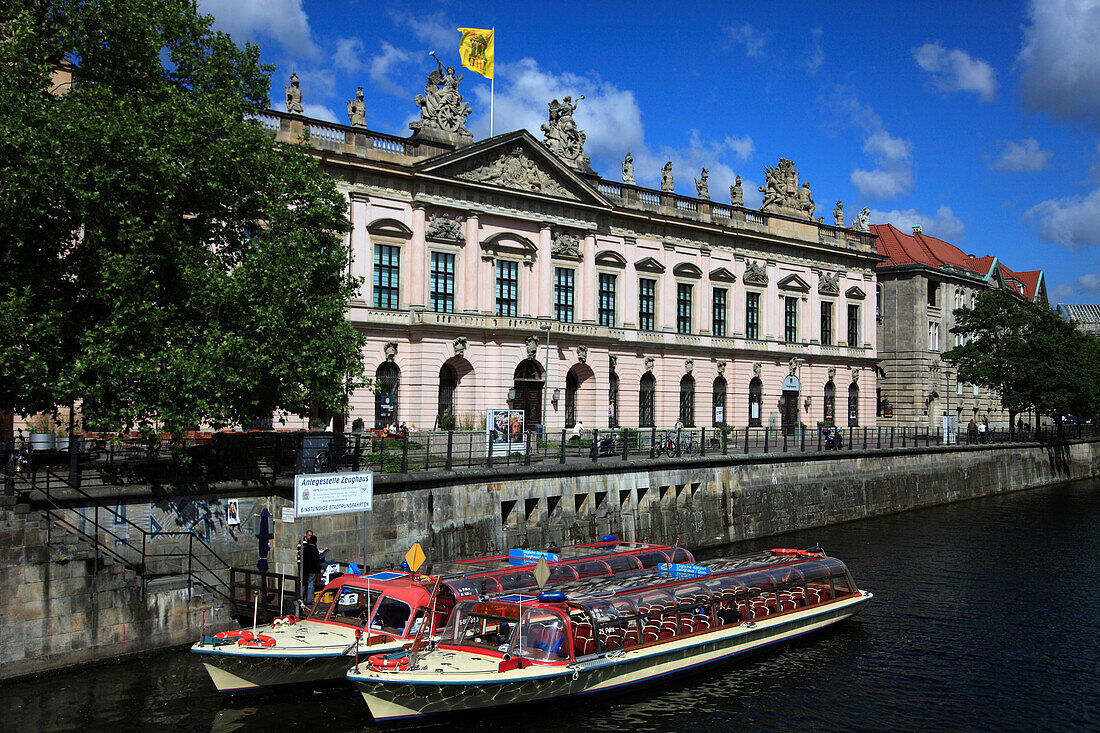 Germany, Berlin, Zeughaus, German History Museum