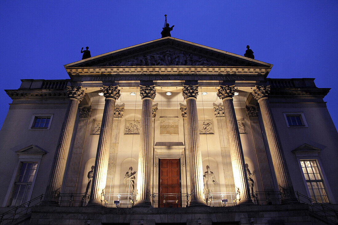 Germany, Berlin, Unter den Linden State Opera House