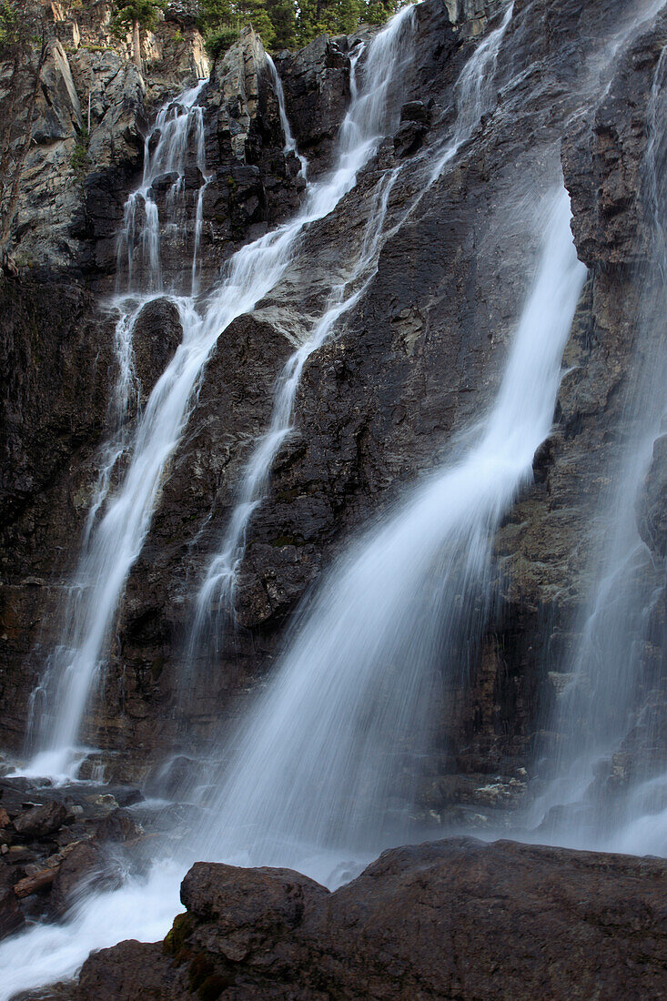 Canada, Alberta, Jasper National Park, Tangle Creek Falls